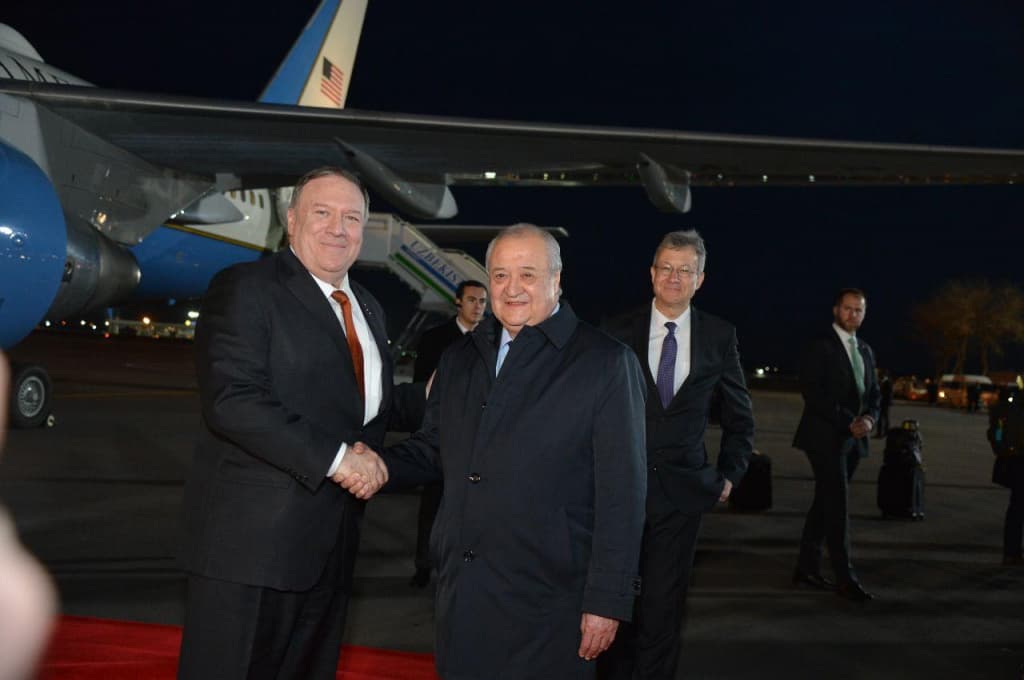 Maykl Pompeo Toshkentga keldi