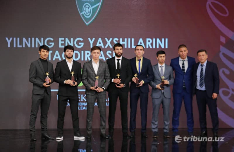 O‘zbek futbolida yilning eng yaxshilari taqdirlangan marosimdan fotoreportaj