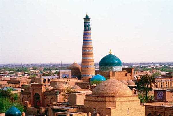 Yangi tashkil etilgan Tuproqqal'a tumaniga hokim tayinlandi