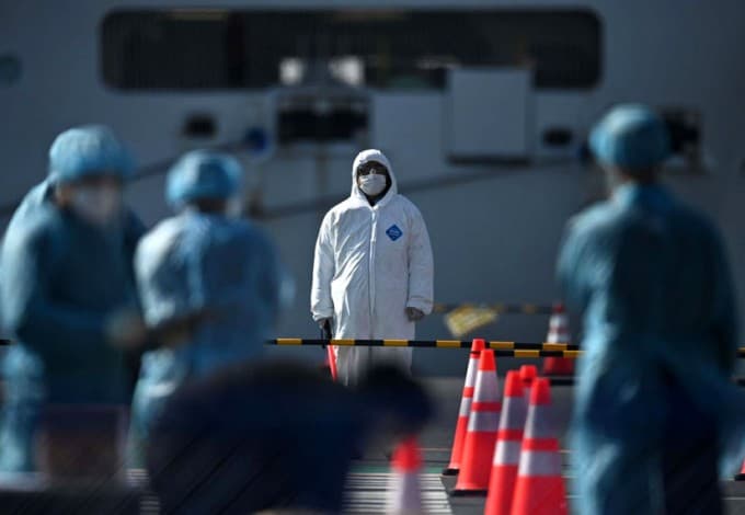 Dunyodagi vaziyat: Fransiyalik vazirning uyidagi tintuv, Baydenning atrofidagilardan virus chiqmoqda