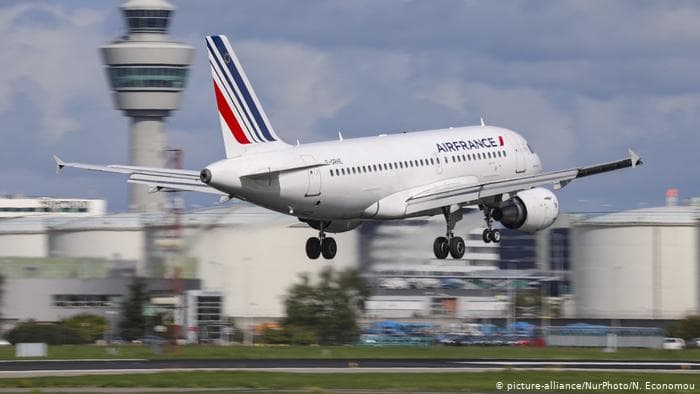 Air France aviakompaniyasi hukumatdan 7 mlrd yevro yordam oladi