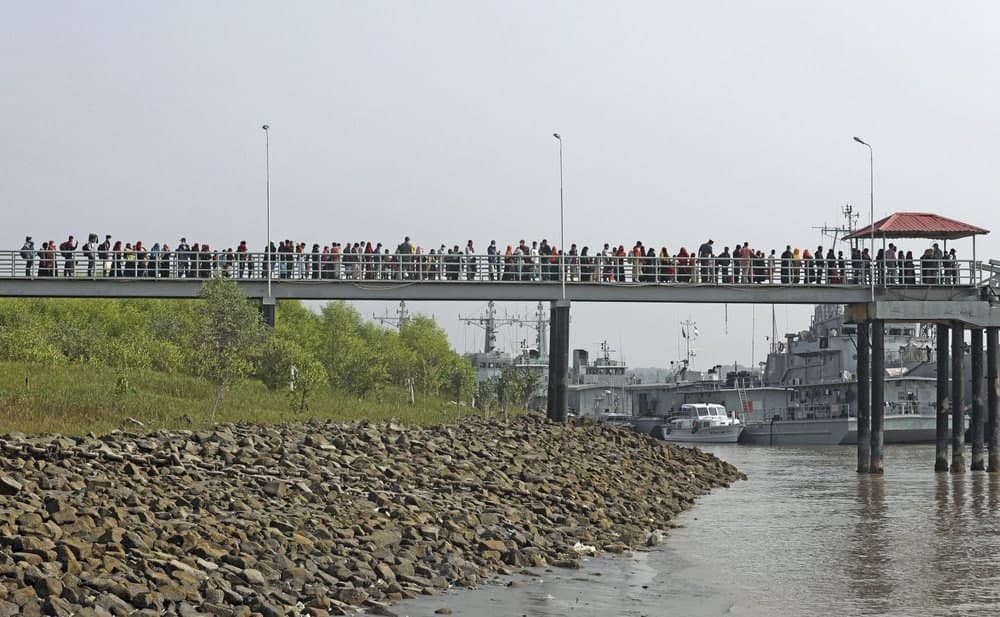 BMT mutaxassisi rohingya qochqinlari jo‘natilgan orolda xavfsizlik bo‘yicha tekshiruv o‘tkazishni talab qilmoqda