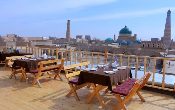 Restoran va kafelarga yondosh hududlarda yengil konstruksiyalar joylashtirish choralari ishlab chiqildi