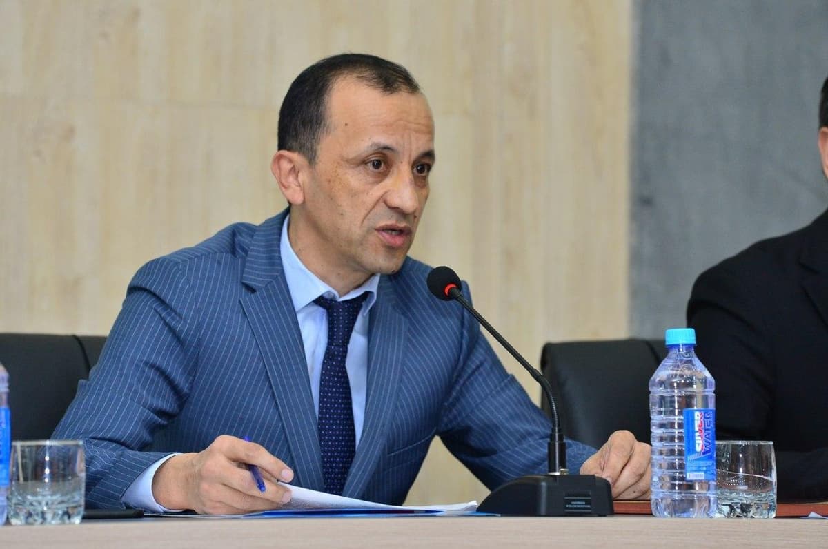 «Vazirlik raqamlarni yashirishdan umuman manfaatdor emas» – Furqat Sanayev koronavirus statistikasiga shubhalar bo‘yicha izoh berdi