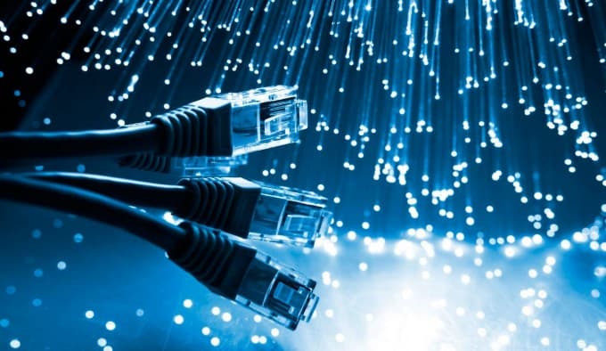 Operator va provayderlarga internet xizmatlari uchun tarif bir yilda 34 foizga arzonlashtirilgan - vazirlik