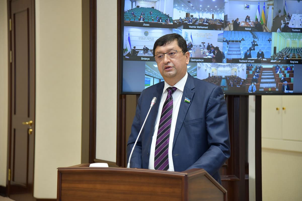 «Rossiyadagi mehnat muhojirlarimiz huquqini himoyalovchi tizim haligacha yo‘q» - Senat
