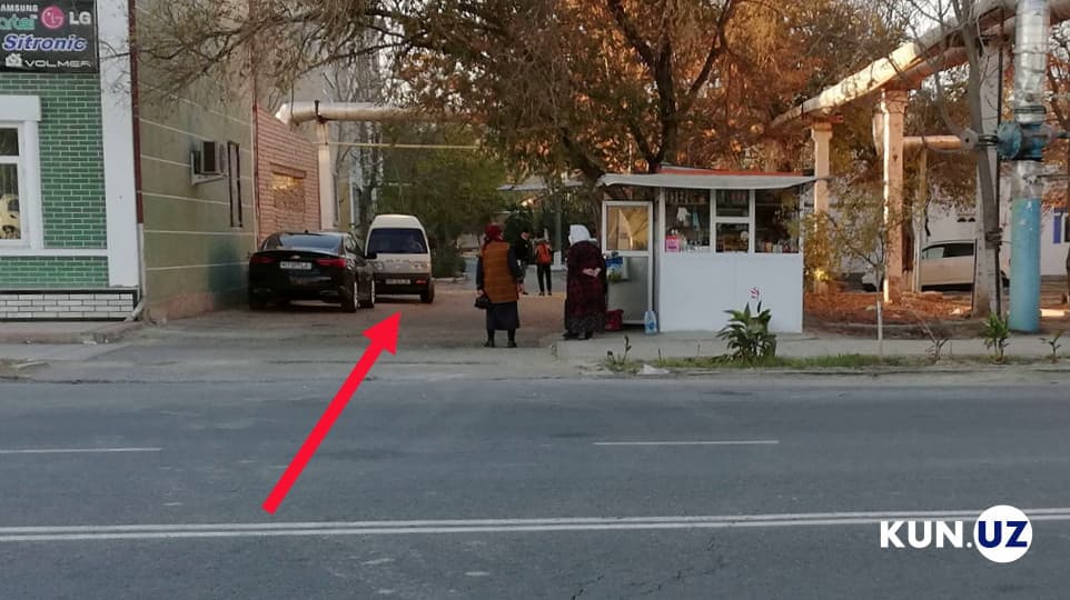 Urganchda aholining kirish-chiqish yo‘lagidan tadbirkorga yer ajratilgan. Bu norozilik keltirib chiqardi