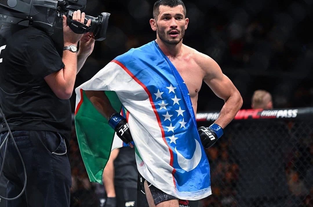 Mahmud Murodov texnik nokaut evaziga UFC'dagi 3-jangida ham g‘alaba qozondi