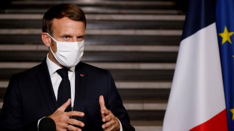 Makron yangi qonun loyihasi taklif qildi: Fransiyada imomlar kengashi bo‘ladi, uyda diniy ta'lim berish taqiqlanadi