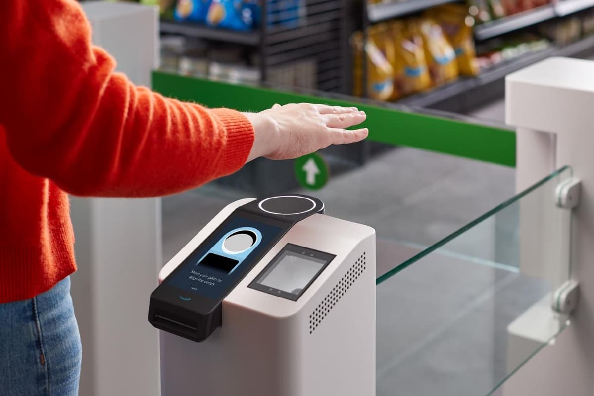 Amazon xarid uchun to‘lovlarni kaft bilan amalga oshirish tizimini taqdim etdi