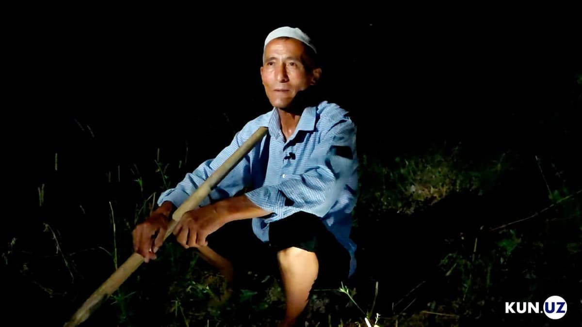 «Bu ishning ham o‘ziga yarasha mashaqqati bor» - tunda ham jo‘yaklarga suv tarayotgan suvchi