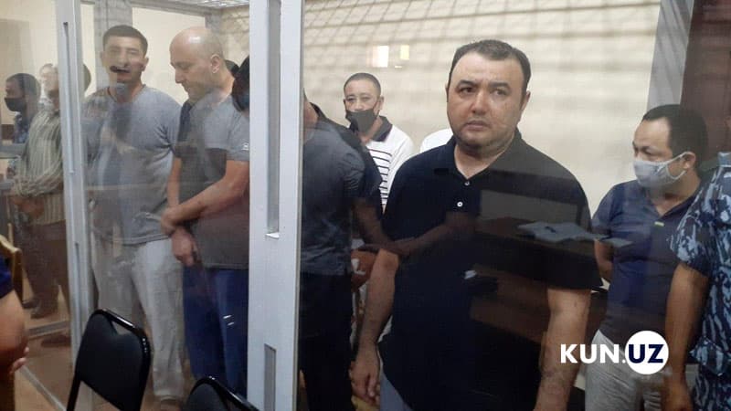 Yangiyo‘l sudida bir necha mahbus o‘zlariga tan jarohati yetkazgani aks etgan videolar tarqaldi. Ularning biri Murodboy ekani ma'lum bo‘ldi