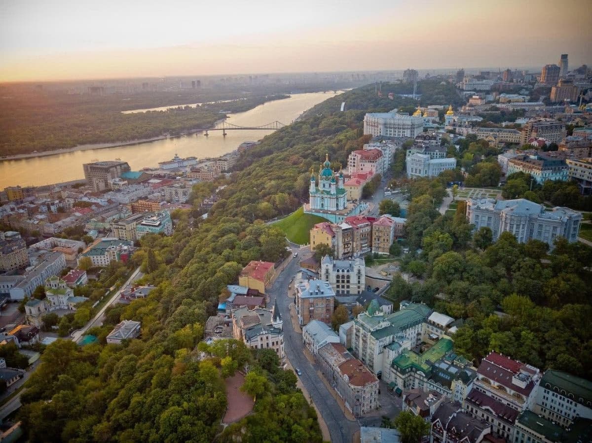 Ukraina butun mamlakat bo‘ylab bir xil vaqt tizimiga o‘tmoqda