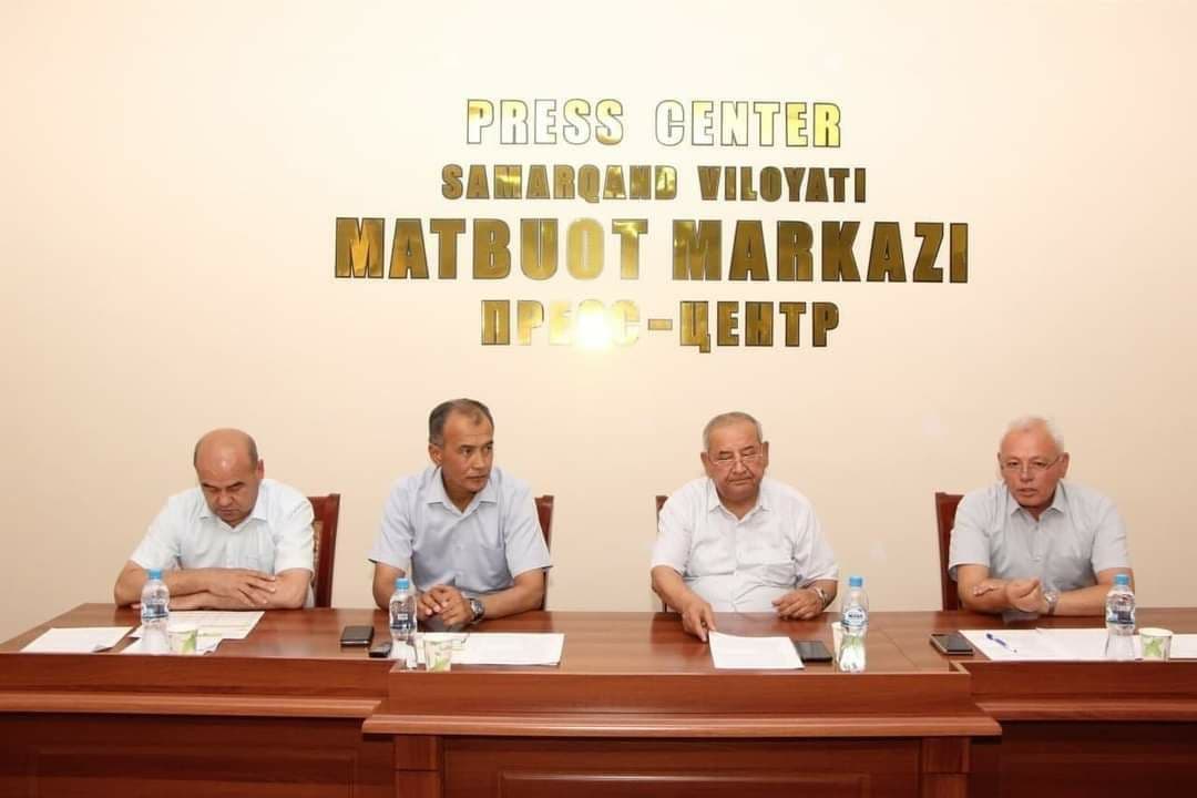 Битта тикув машинаси ёки дурадгорлик ускунаси билан камбағалликдан чиқиш мумкинми? Ҳокимлар жавоб берди