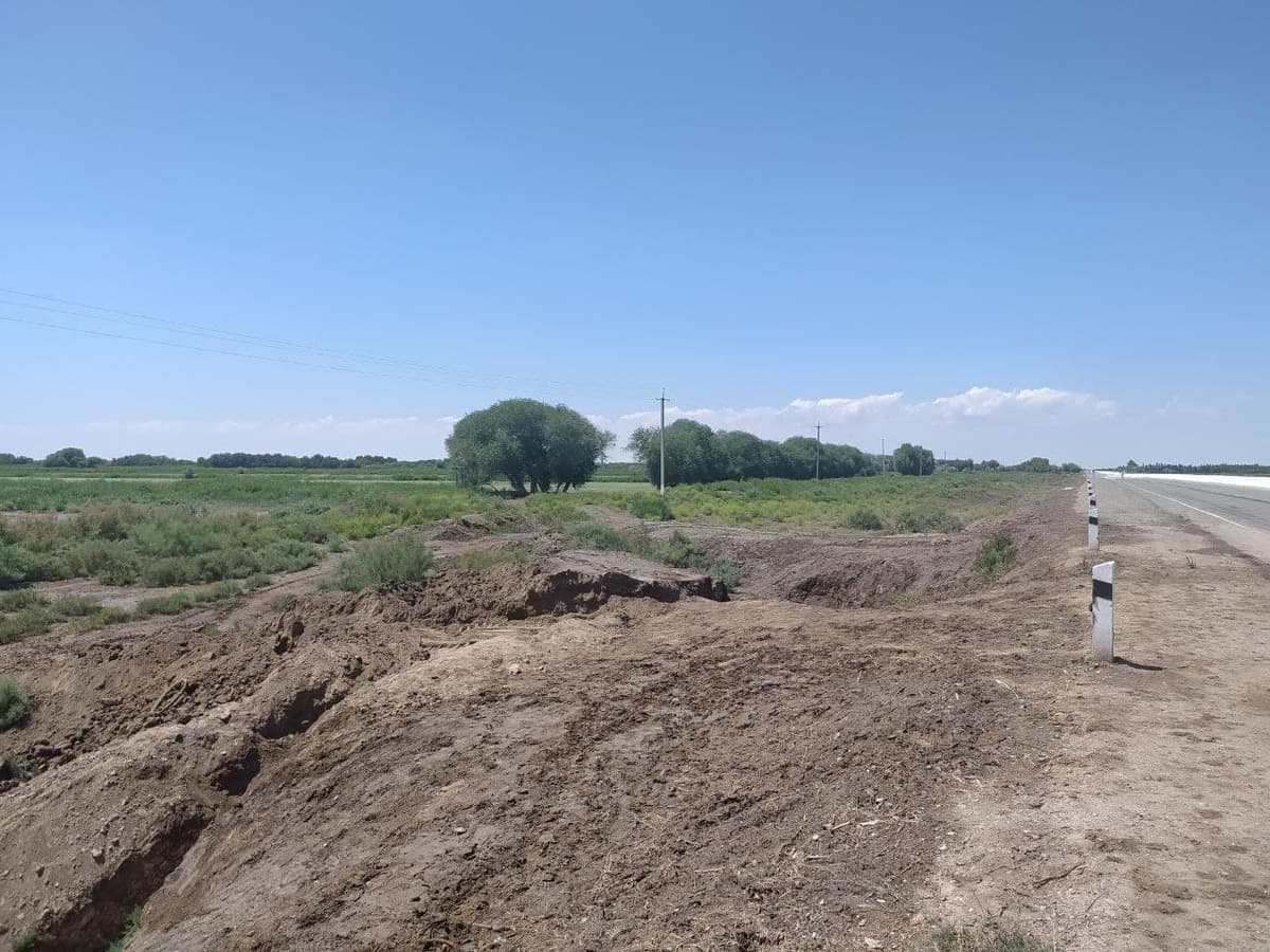 Qo‘ng‘irotda tuproq bosib, halok bo‘lgan 3 kishi suv quvurini noqonuniy olib ketmoqchi bo‘lgani ma'lum bo‘ldi