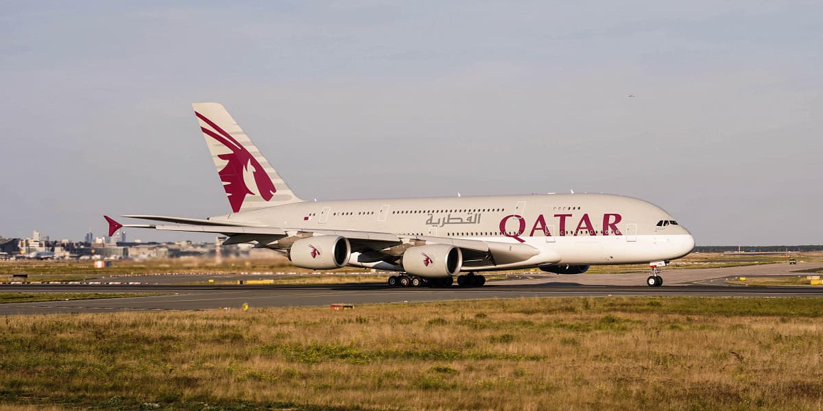 Qatar Airways yilning eng yaxshi aviakompaniyasi deb topildi