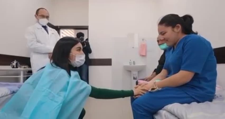 «Ko‘ngil ko‘zi» loyihasi: Saida Mirziyoyeva ko‘z nuri tiklanayotgan jizzaxlik bolalar bilan uchrashdi