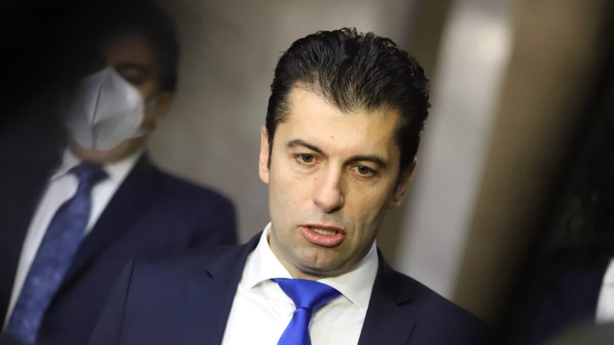 Bolgariya bosh vaziri 70 nafar rossiyalik diplomat mamlakatdan chiqarib yuborilishini aytdi 