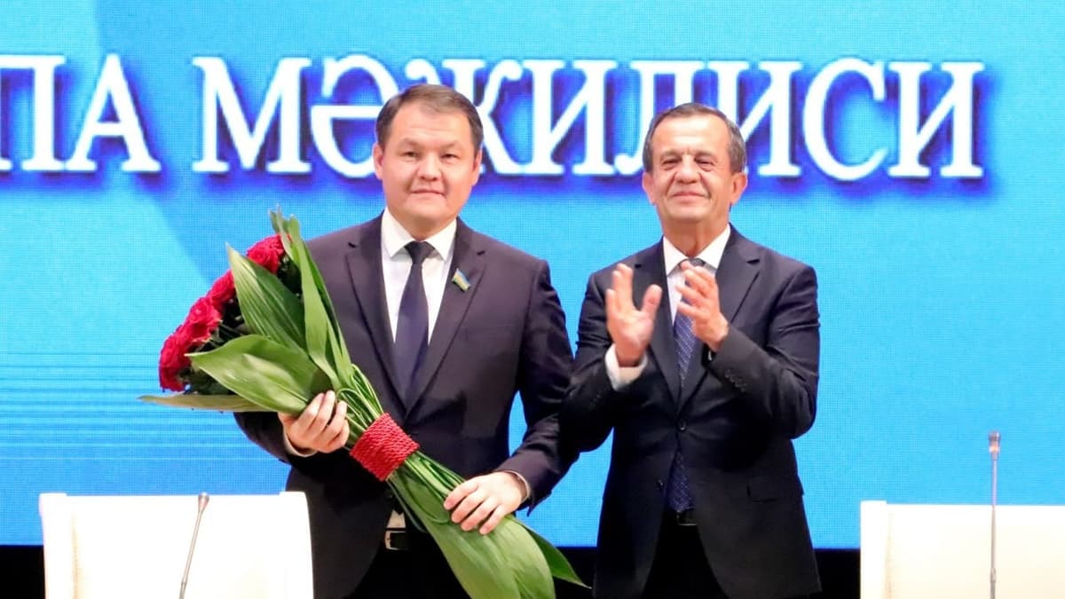 Amanbay Orinbayev senator bo‘ldi