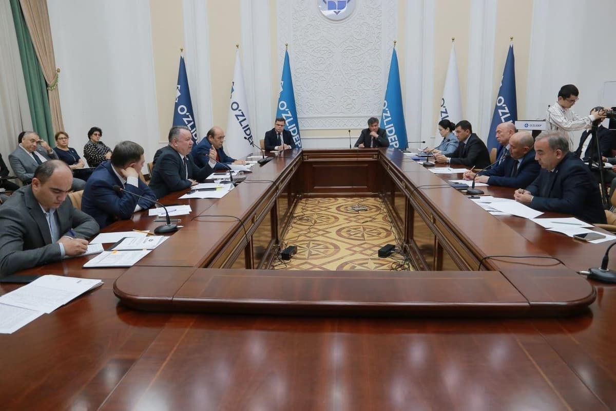 Taraqqiyot strategiyasidagi vazifalar ijrosini ta’minlash bo‘yicha tuzilgan O‘zLiDeP ishchi guruhining faoliyati sarhisob qilindi