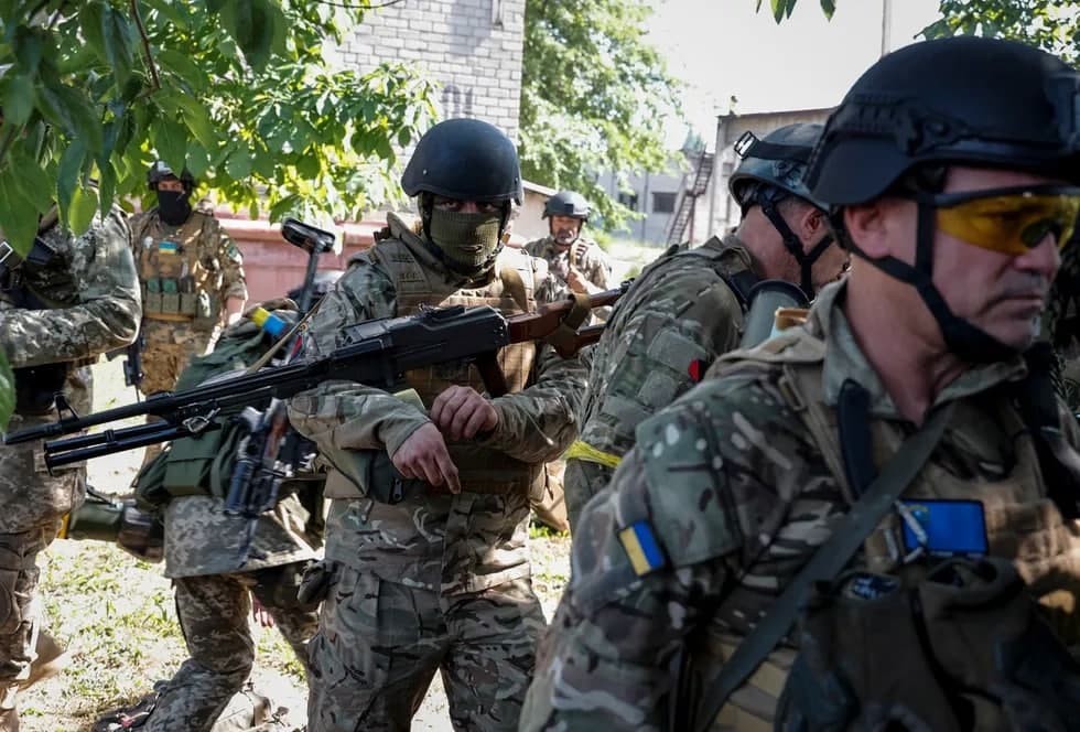 В офисе Зеленского заявили о гибели 100-200 украинских военных в день