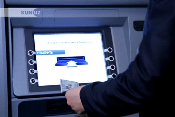 Toshkentda bankomat orqali qalbaki dollar so‘mga ayirboshlandi