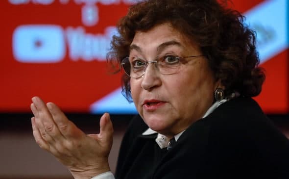 Россия суди Евгения Альбац ва The New Times журналини «фейклар» тўғрисидаги қонун бўйича жаримага тортди