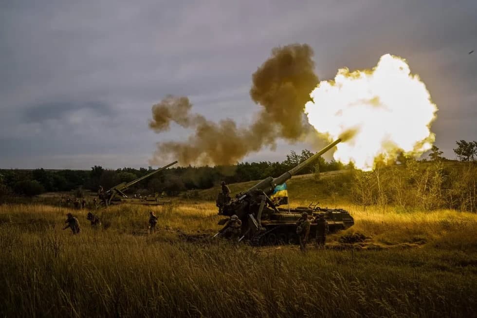 Ukraina armiyasi Xarkiv yo‘nalishida muvaffaqiyatga erishmoqda. Rossiyaning 10 minglik qo‘shini qurshovga tushishi mumkin