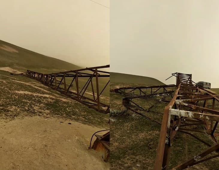 Кучли шамол Қашқадарёдаги юқори кучланишли электр узатиш тармоғи устунини йиқитди