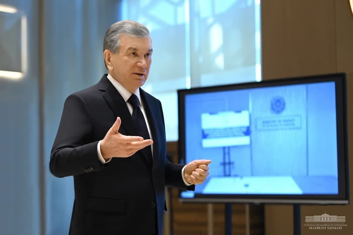 Президент электр энергияси қувватини ошириш бўйича қарор лойиҳасини тайёрлашга кўрсатма берди