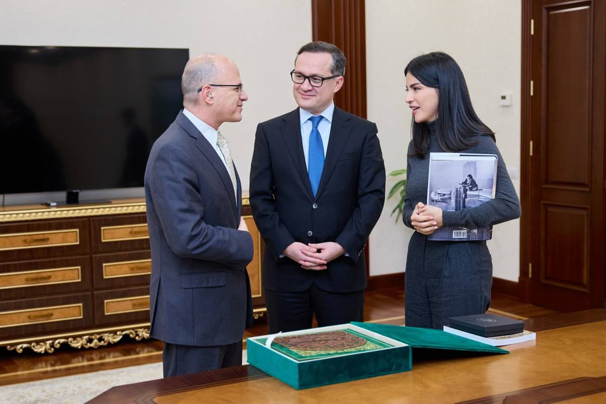 Komil Allamjonov va Saida Mirziyoyeva AQShning O‘zbekistondagi elchisi bilan uchrashdi 