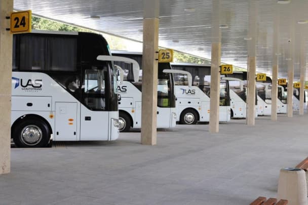Avtobuslarda yo‘lovchilarni tunda tashishga ruxsat beriladi