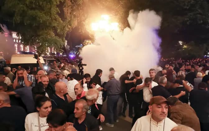 Yerevandagi namoyishlar chog‘ida 30 dan ortiq kishi jarohat oldi