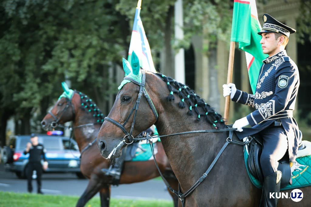 Toshkentda Otliq kavaleriya paradi bo‘lib o‘tdi – fotoreportaj