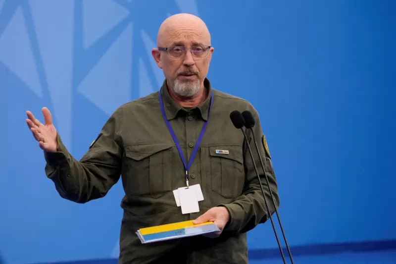«Bu kompyuter o‘yini emas». Ukraina mudofaa vaziri qarshi hujum sekin ketayotgani bo‘yicha izoh berdi