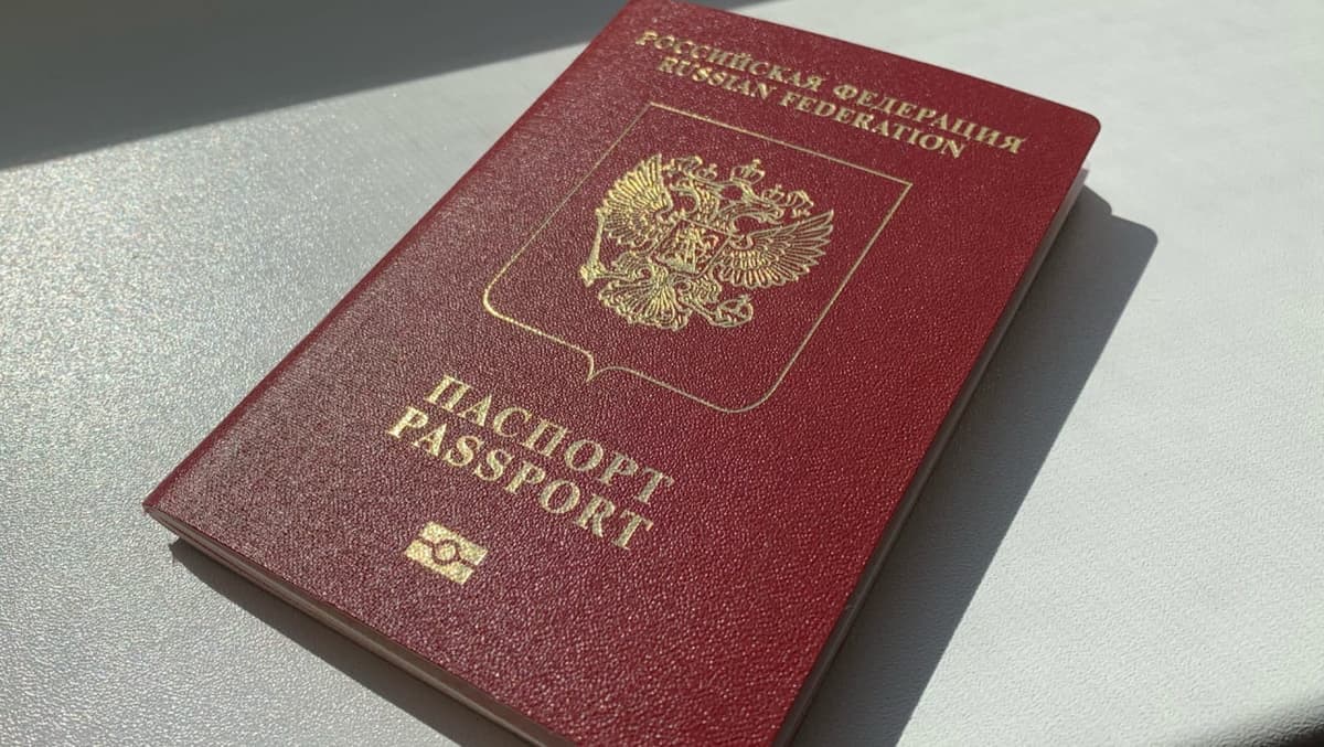 Россияда ҳарбий хизматга чақирилувчиларнинг хорижга чиқиш паспорти олиб қўйилади