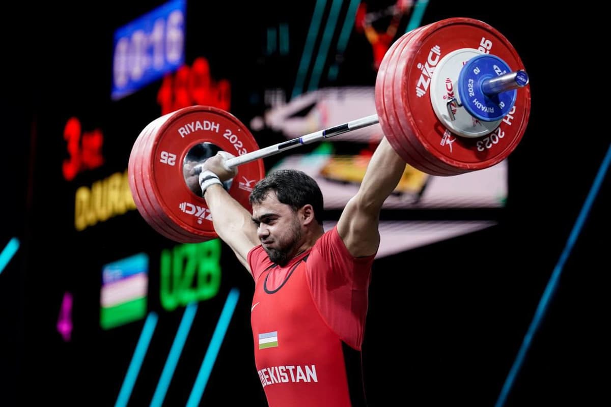 Og‘ir atletika: Akbar Jo‘rayev jahon chempioni, Ruslan Nuriddinov ikkinchi bo‘ldi