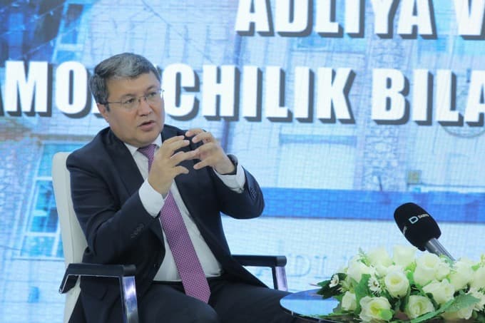 “Ҳар беш минг ёки ўн минг одам партия очаверса, сайлов варағи ҳам етмай қолади” — адлия вазири