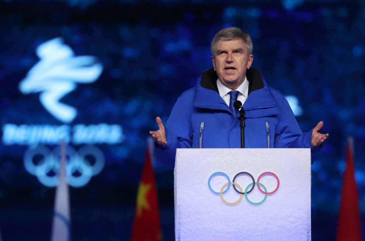 XOQ rahbari yana Rossiya va Belarus sportchilarini musobaqalarga kiritishga chaqirdi
