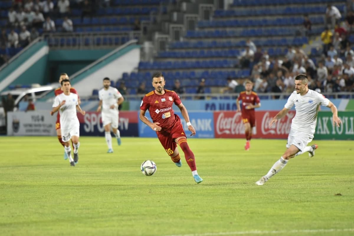 «Nasaf» 5 yildan buyon mag‘lub eta olmayotgan raqib. «Navbahor» Buxoroda 24 yillik tarixni yangilaydimi?