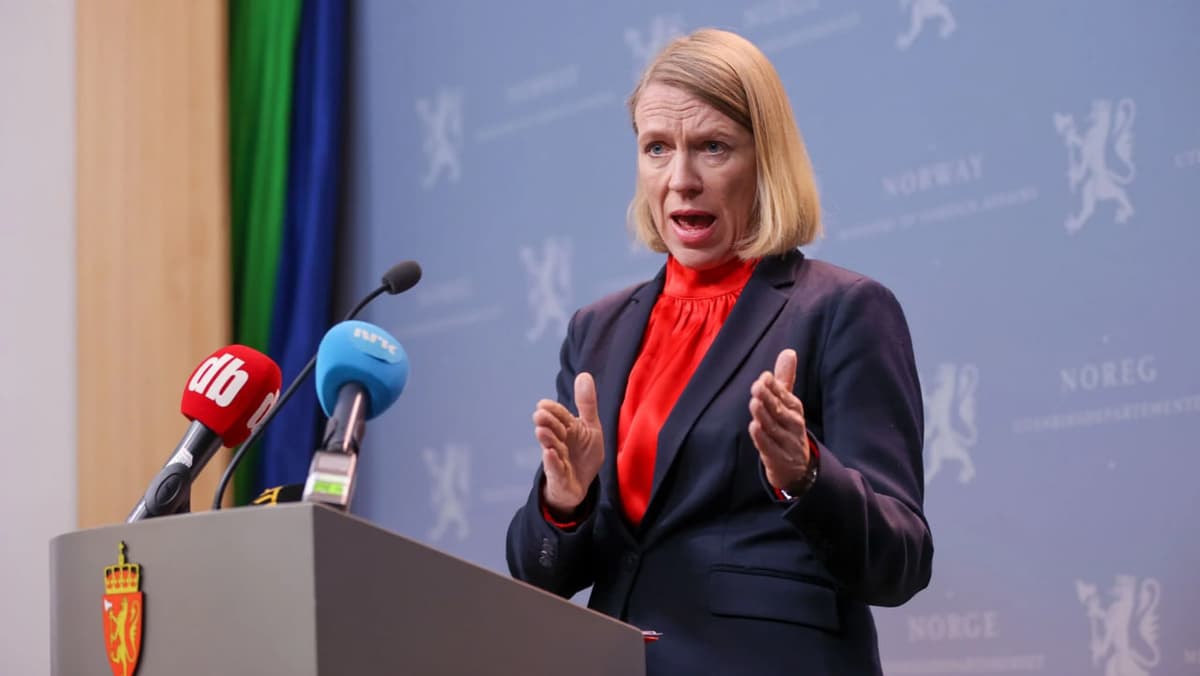 Norvegiya 15 nafar rossiyalik diplomatni chiqarib yuboryapti