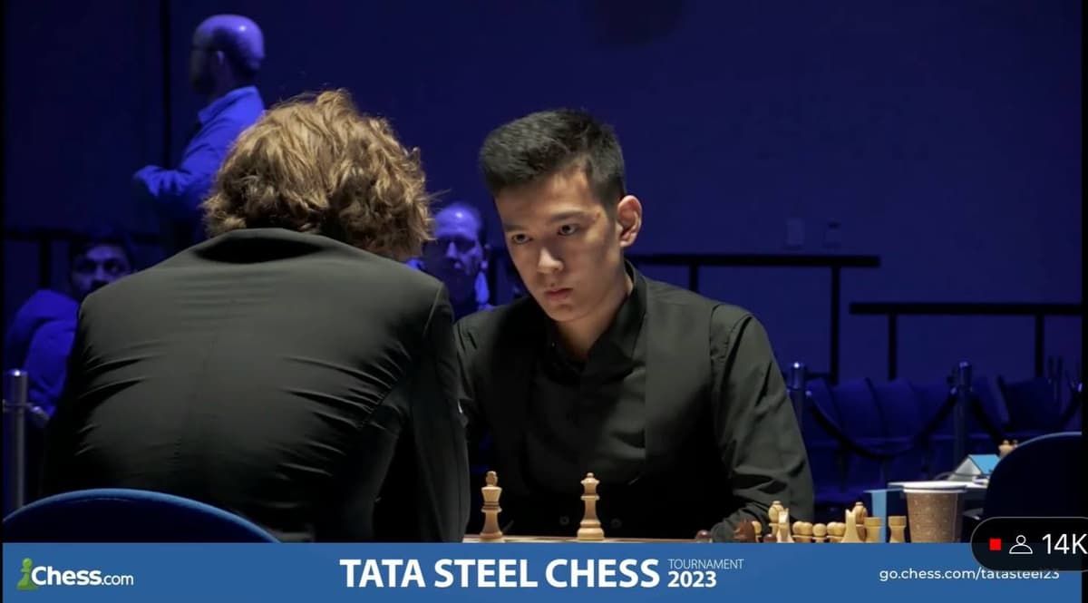 Nodirbek Abdusattorov jahon chempioni Magnus Karlsenni mag‘lub etdi