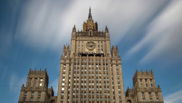 Rossiya TIV Suriyadagi aerodromlar zarbaga uchrashi mumkinligidan ogohlantirdi