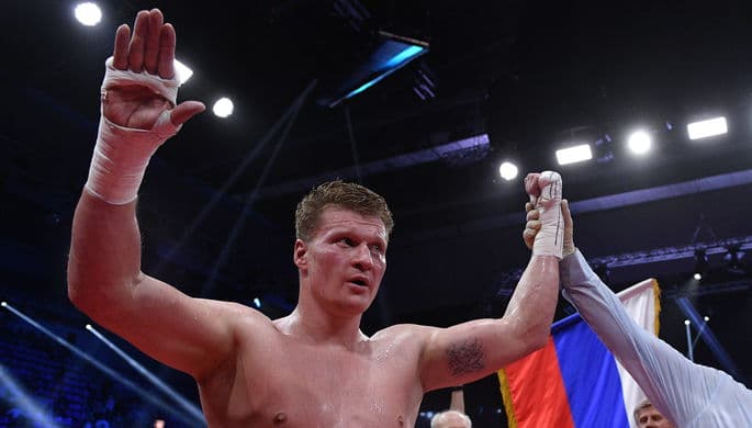 Ruminiyalik bokschi Xammer Aleksandr Povetkin bilan jang o‘tkazishga shartnoma imzoladi