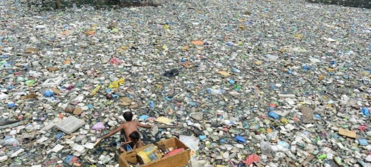 Okeanda 2050 yilga kelib baliqlardan ko‘ra plastmassa ko‘proq bo‘lishi aytildi