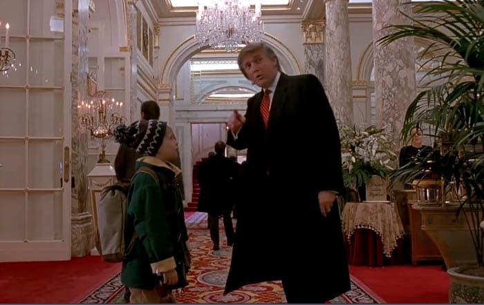 AQShning yangi prezidenti o‘tmishiga nazar: Donald Tramp "Uyda yolg‘iz-2" filmida