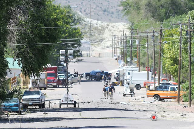 AQShning Nevada shtatida noma'lum erkak turar joy binosi oldida avtomobilni portlatdi