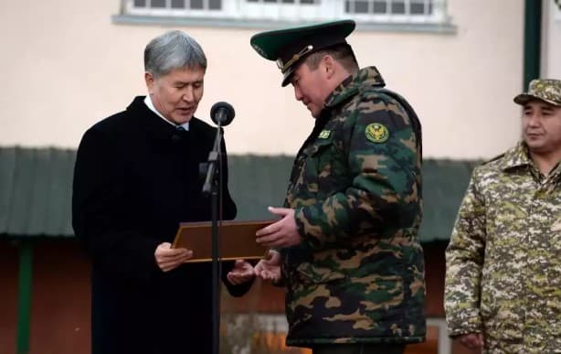 Алмазбек Атамбаев: Давлат армиядан ҳеч нарсани аямаслиги керак