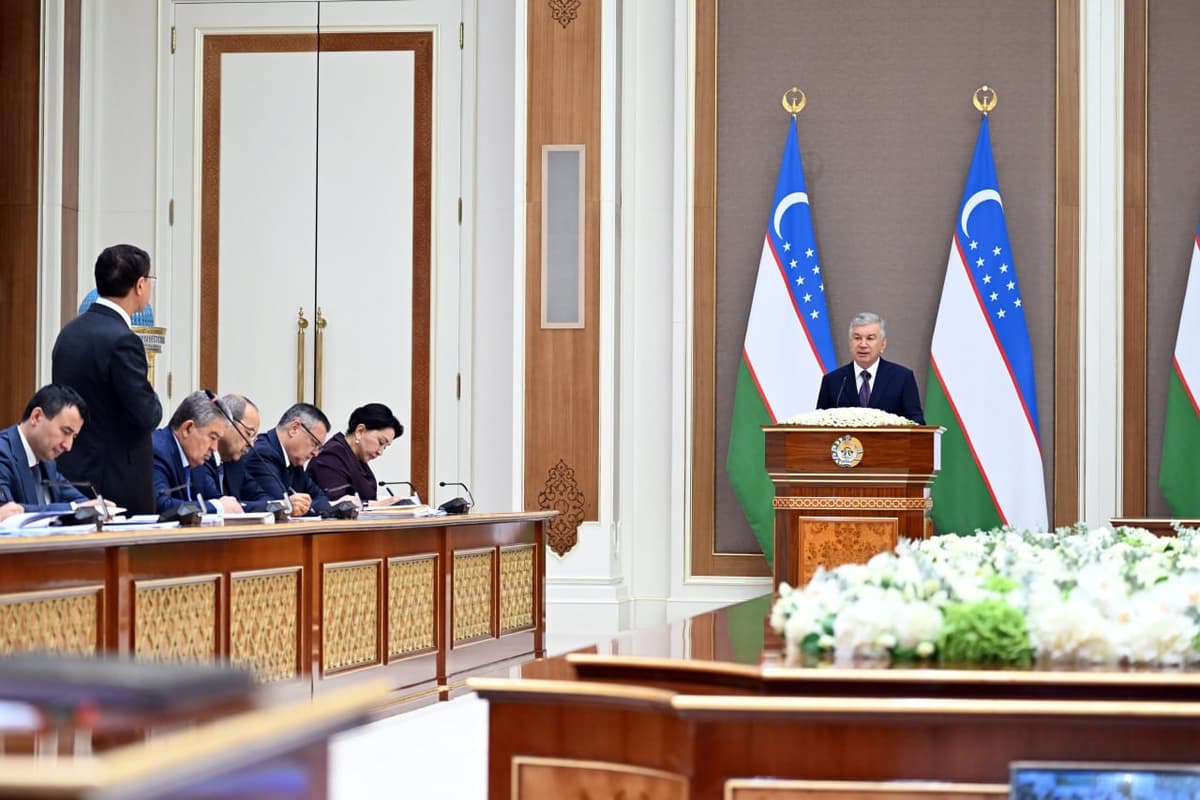 "Odamlar ham, tadbirkorlar ham tizimga mas’ul rahbarlarning hozirgi ishidan mutlaqo norozi" - Prezident
