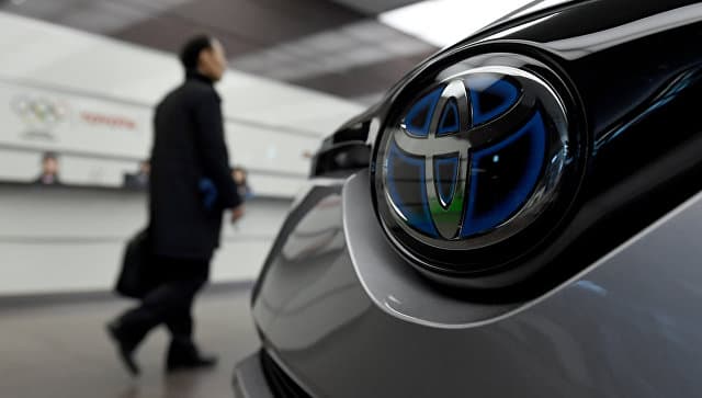 Toyota uchar avtomobil yaratishni moliyalashtiradi